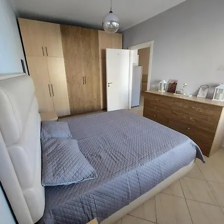 Appartamento Brucci Seaview Apartament *